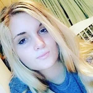 Meet your Posher, Mckayla